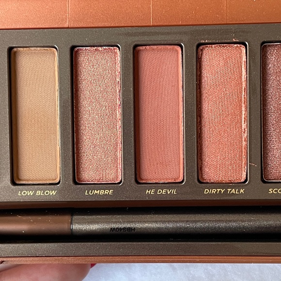 Urban Decay Naked Heat Palette - Picture 3 of 6